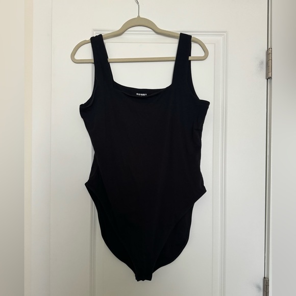 Old Navy Sleeveless Square-Neck Black Bodysuit - Picture 2 of 4